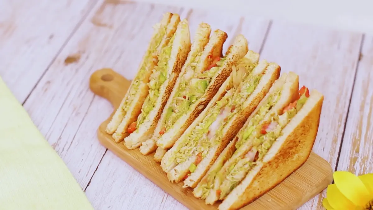 chicken avocado club sandwich